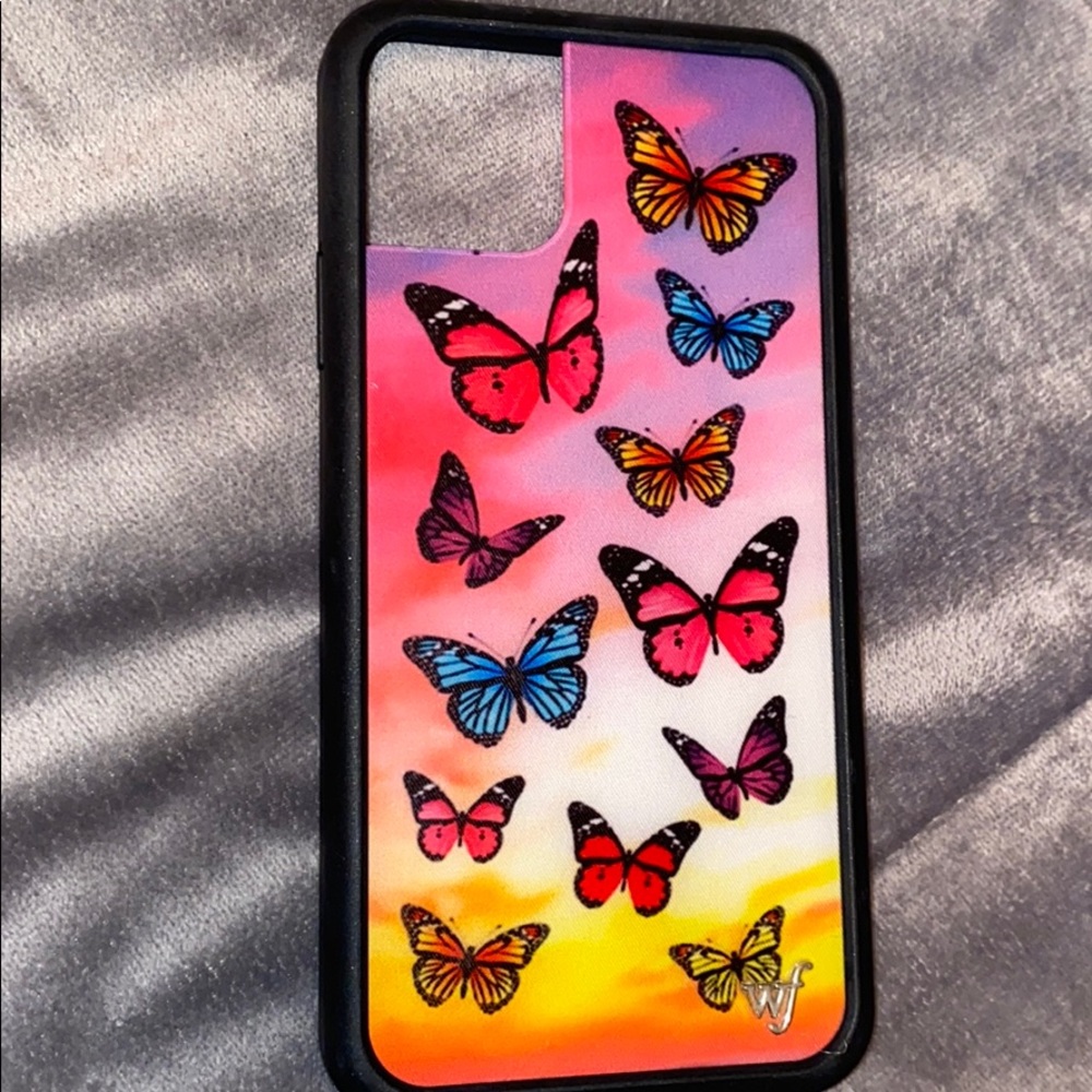 Antonio Garza wildflower phone case